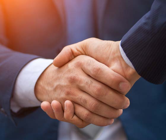 Will we ever shake hands again, Quelle: Adobe Stock